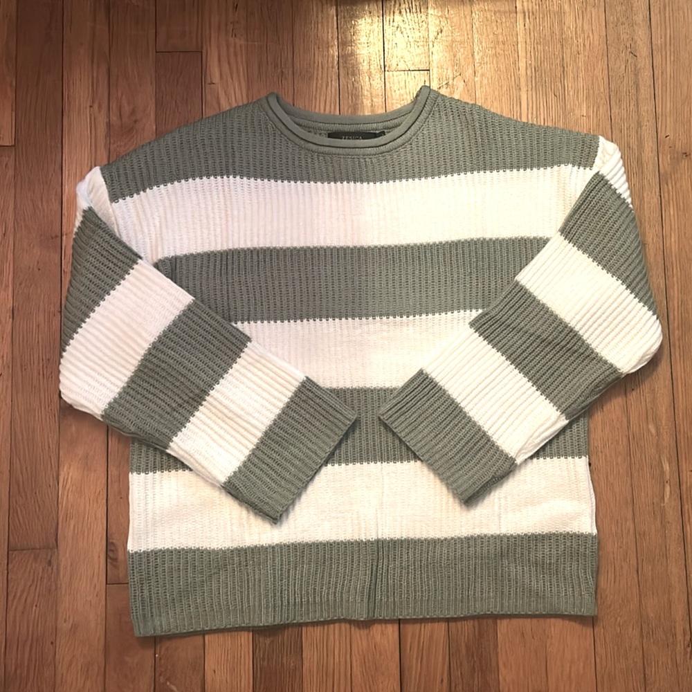 Striped Green and White Women’s Sweater (L)